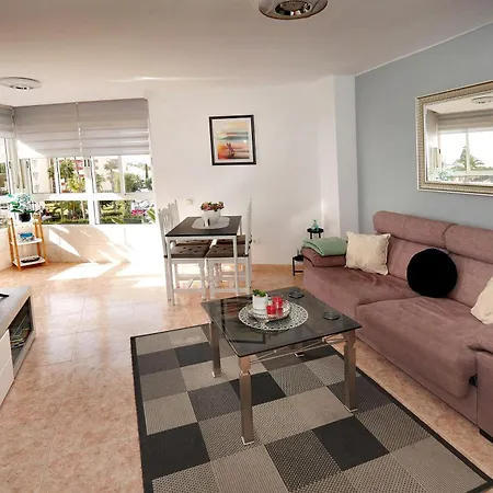 Panorama Apartment *